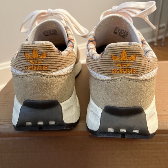 Adidas Retropy E5 Sneakers - Picture 4 of 6